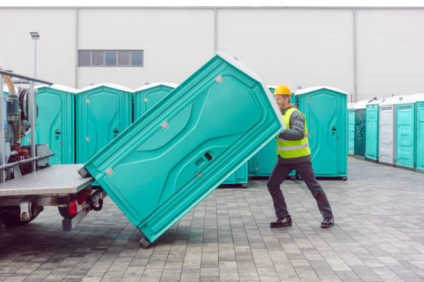 Portable Toilet Options We Offer in Seymour, MO