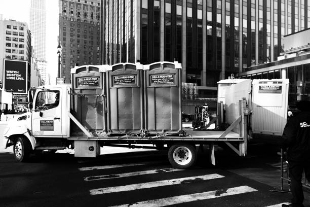 Best Sanitation services for porta potties  in Seyur, MO